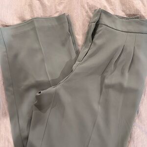 House of Harlow pants